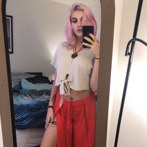 Meet your Posher, Jade